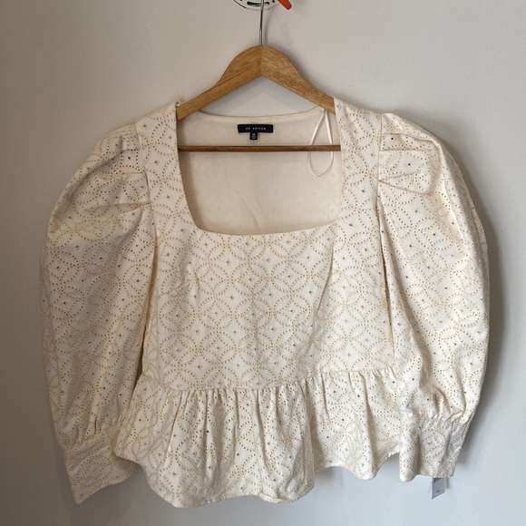 En Saison Alice Embroidered Blouse, size M - Picture 5 of 11